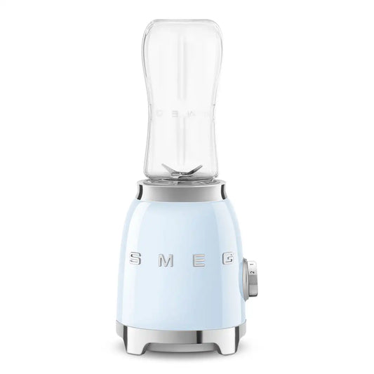 Personal Blender with 2 Travel Bottles - Retro-Style Pastel Blue