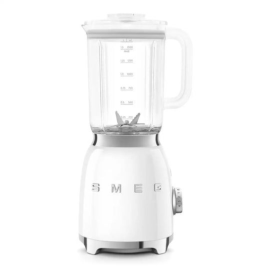 Retro-Style Blender - White