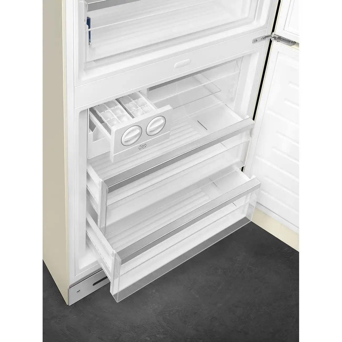 Retro-Style Refrigerator (18 cu ft, Right Hinge) - Cream