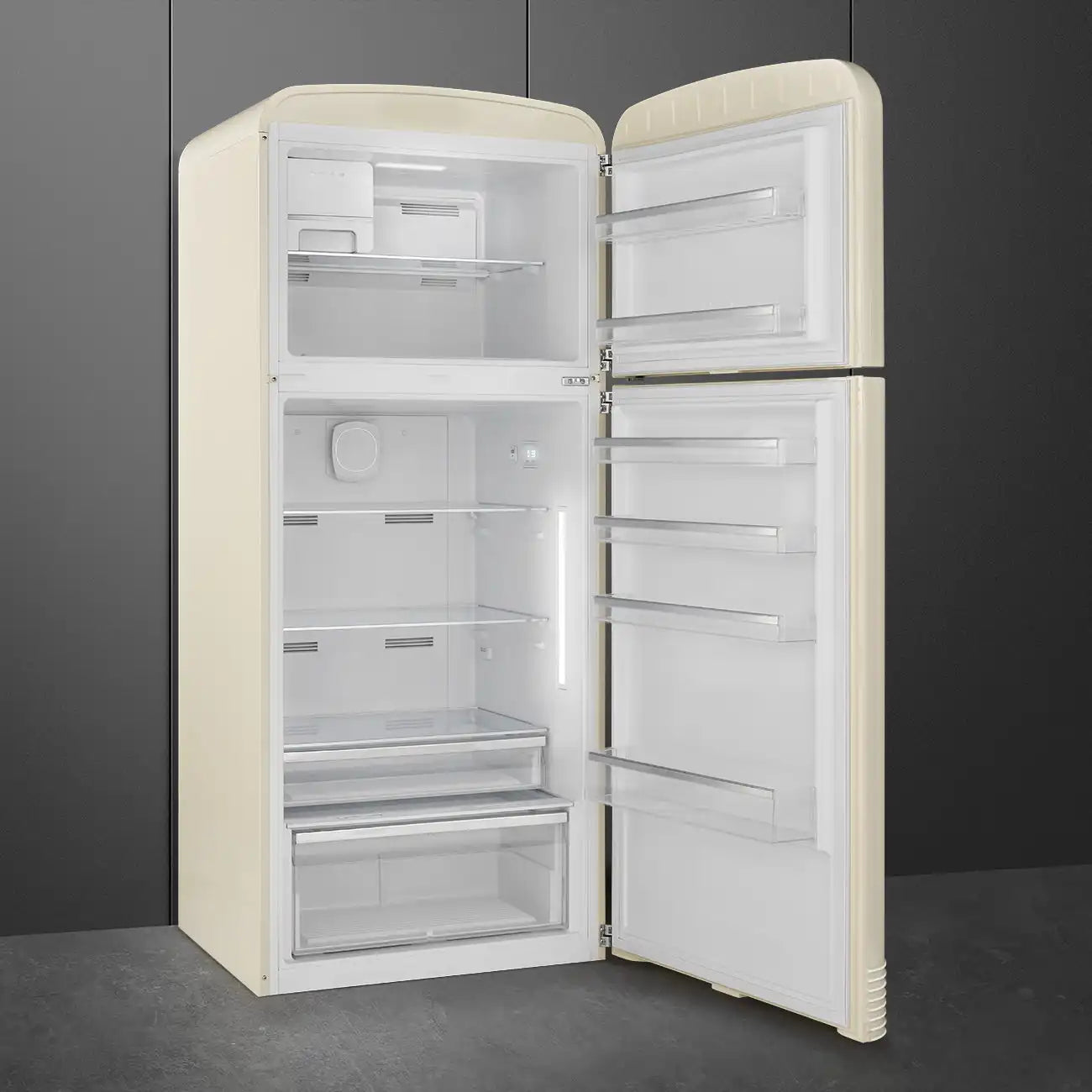 Retro-Style Refrigerator (19.3 cu ft, Right Hinge) - Cream
