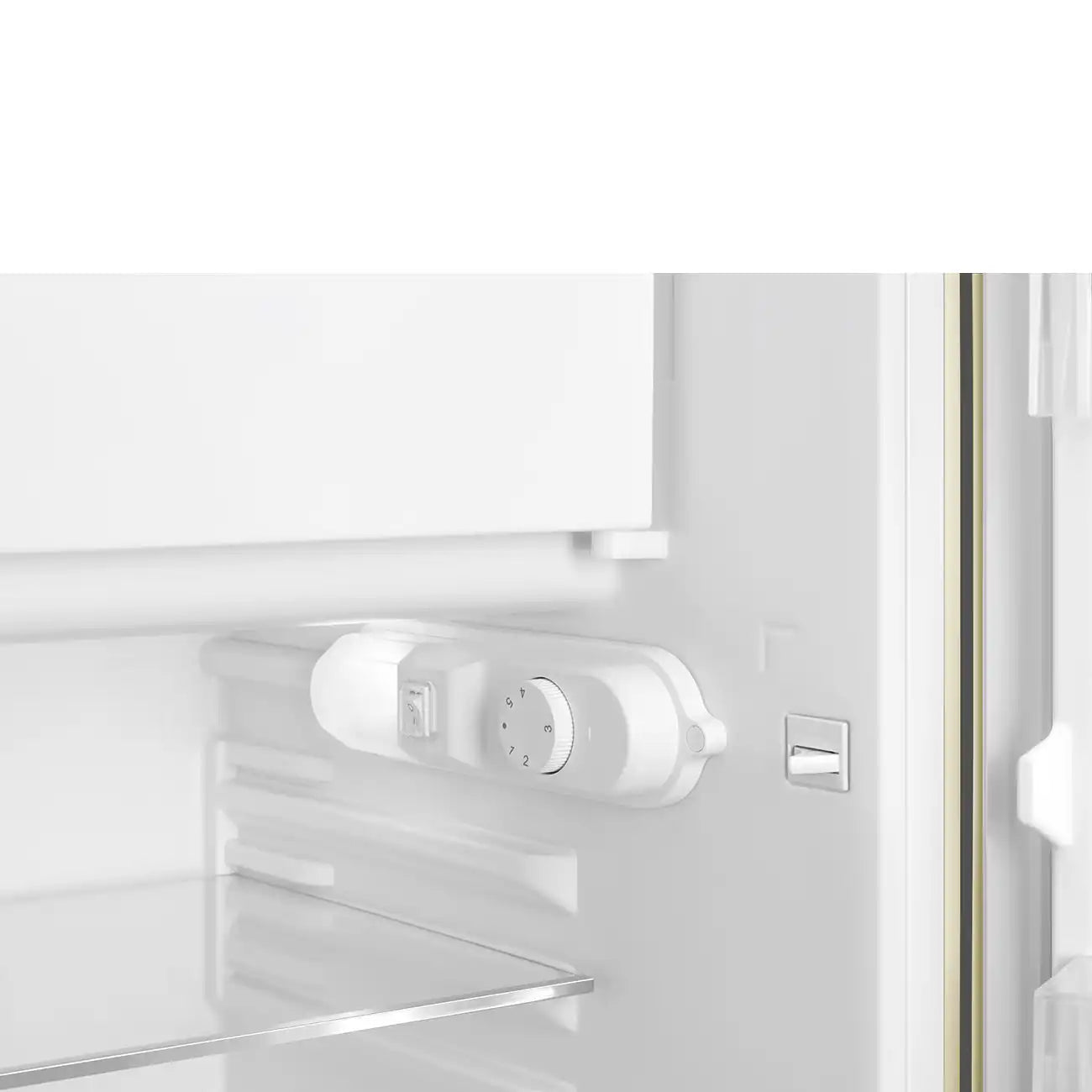 Retro-Style Refrigerator (4.3 cu ft, Right Hinge) - Cream