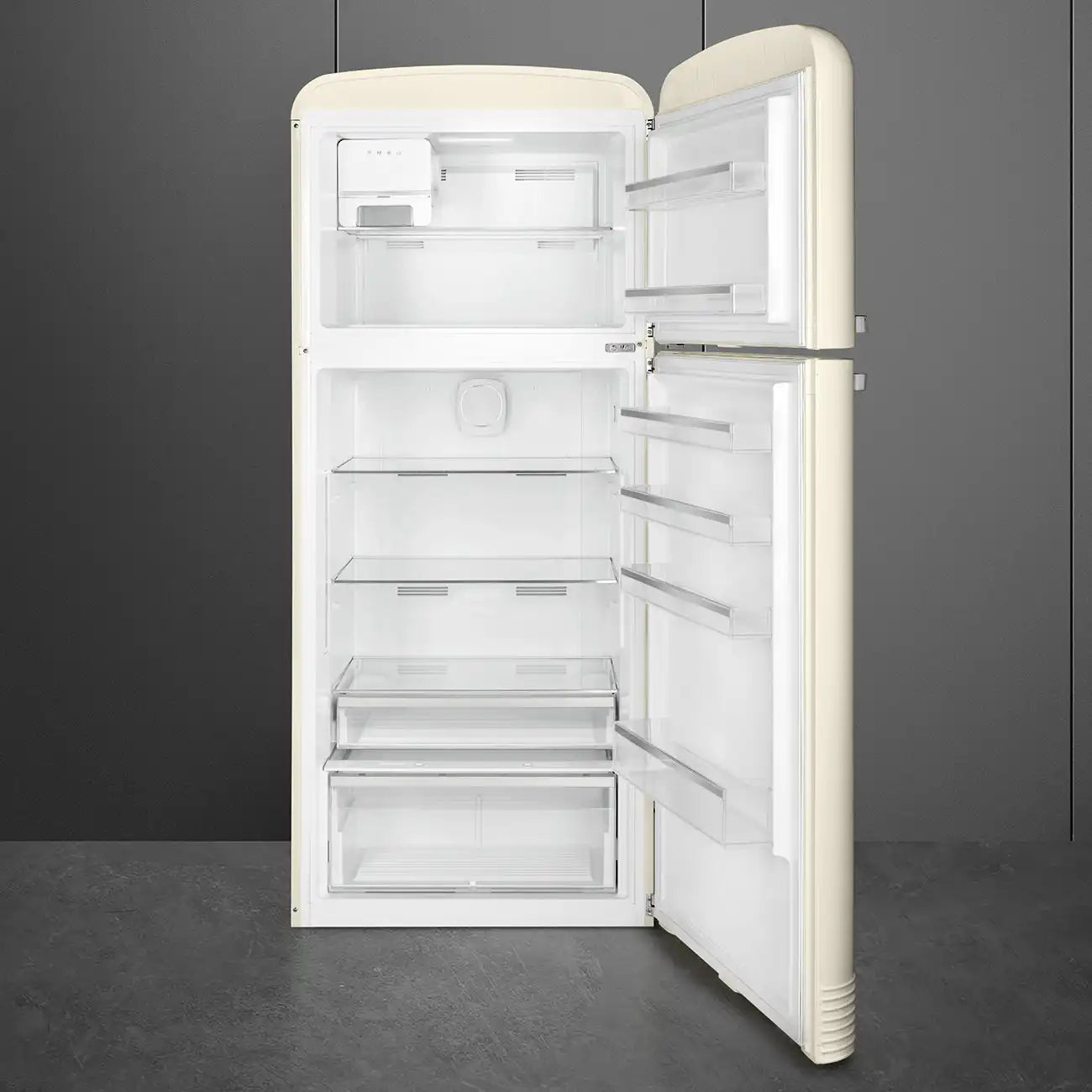 Retro-Style Refrigerator (19.3 cu ft, Right Hinge) - Cream