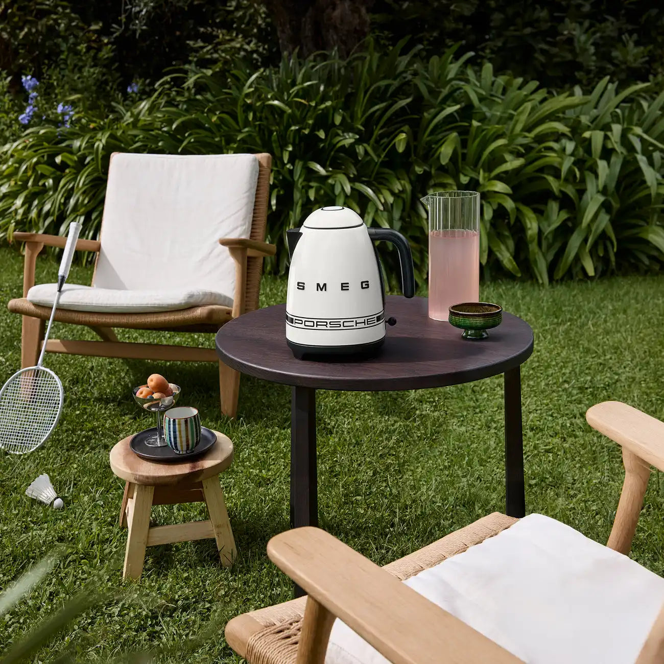 Porsche x SMEG Retro-Style Electric Kettle - Carrara White