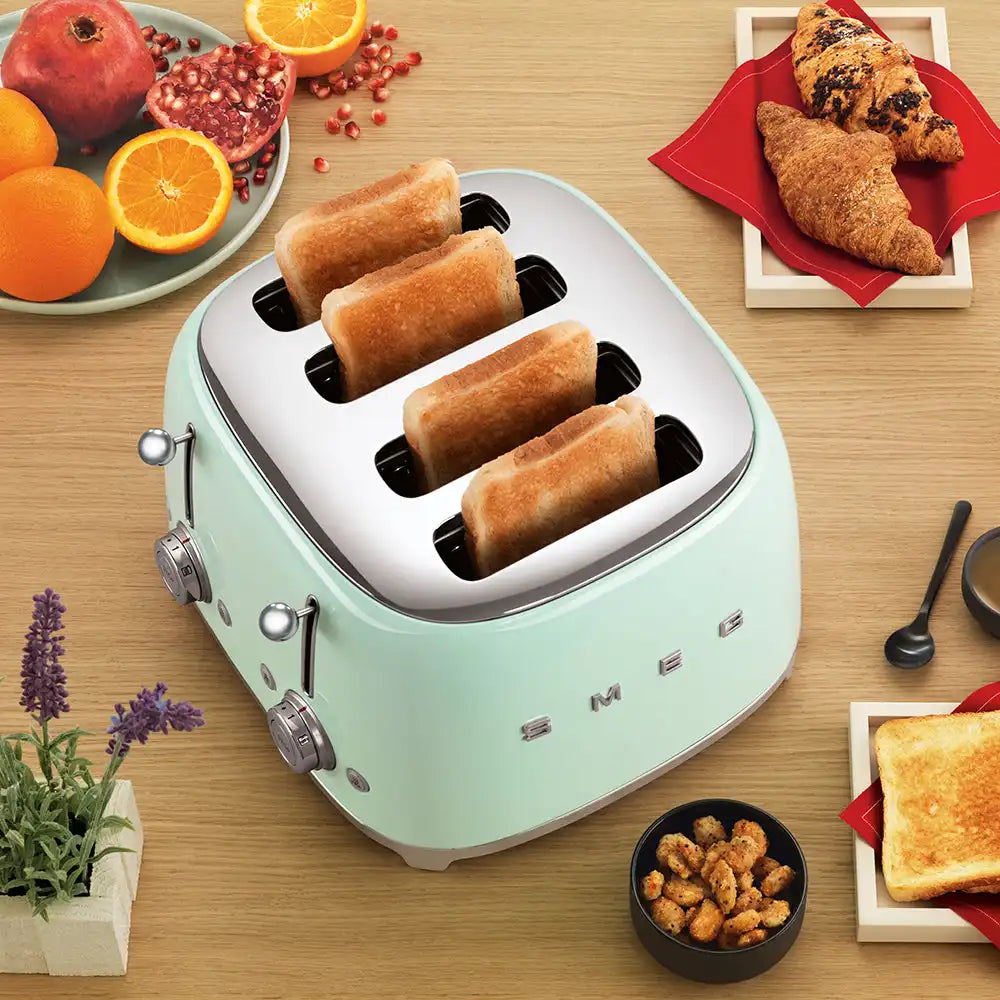 4-Slice Toaster - Retro-Style Pastel Green