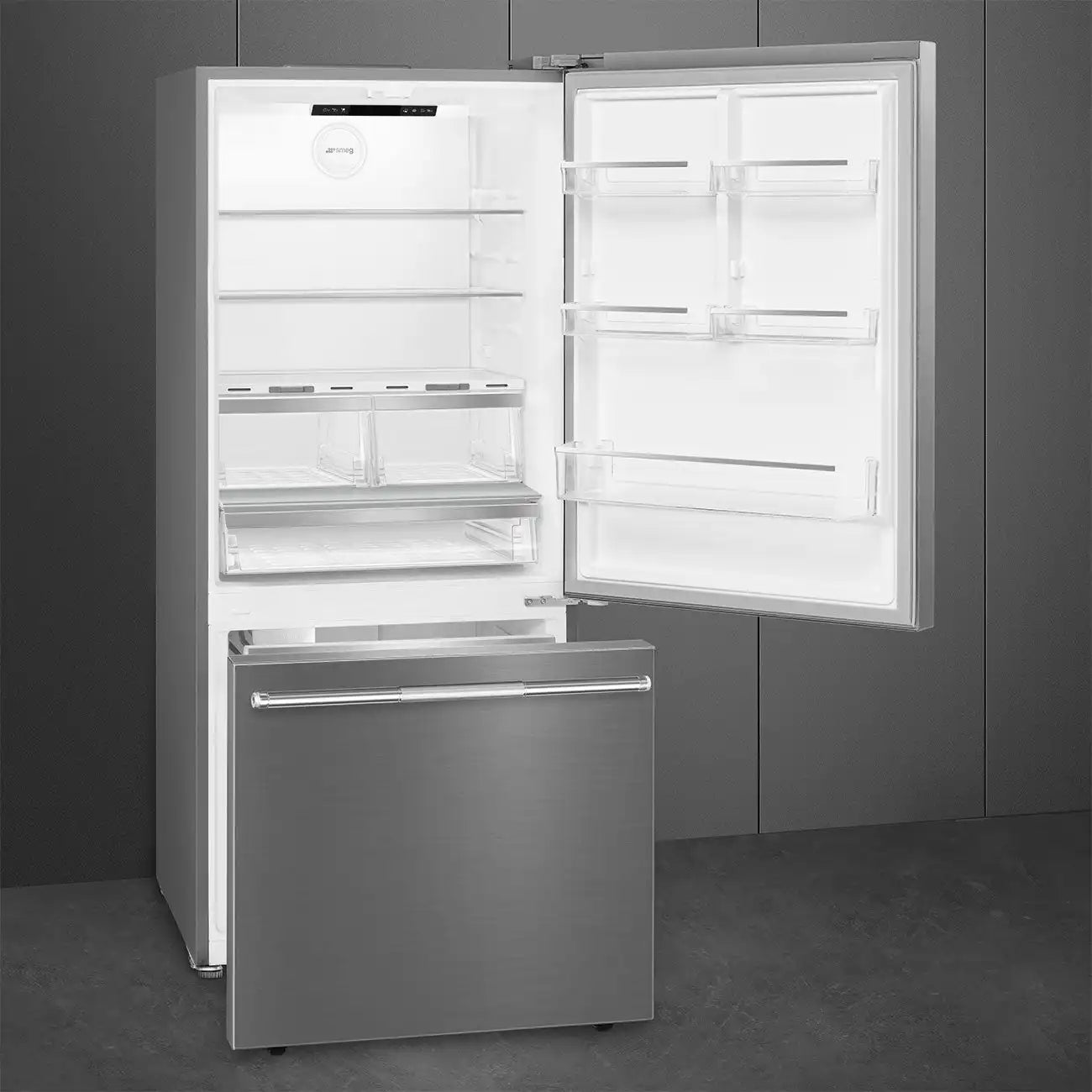 Bottom-Mount Refrigerator (16 cu ft, 30", Freestanding) - Stainless Steel