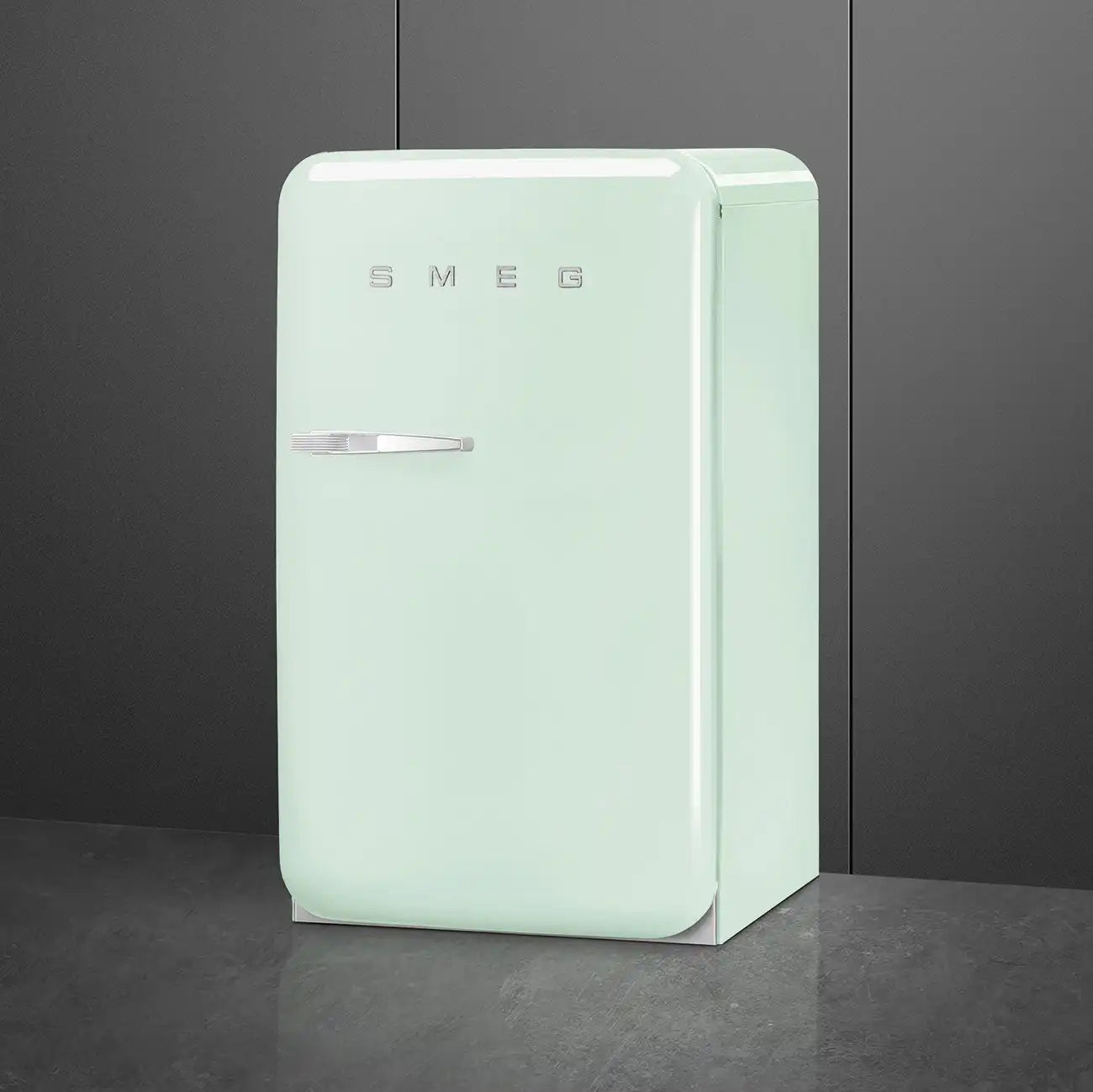 Retro-Style Refrigerator (4.3 cu ft, Right Hinge) - Pastel Green